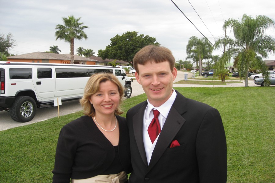 ../image/pre-ceremony julie and bill.jpg